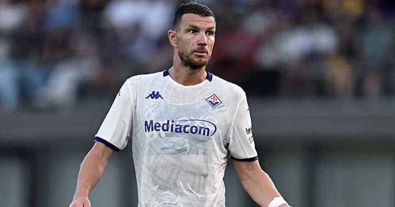 Edin Dzeko, İtalya da umduğunu bulamadı! İşte yeni takımı Sözcü Gazetesi