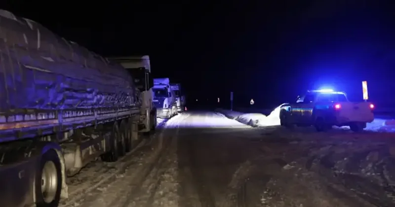 Bayburt Erzurum kara yolu ulaşıma kapandı