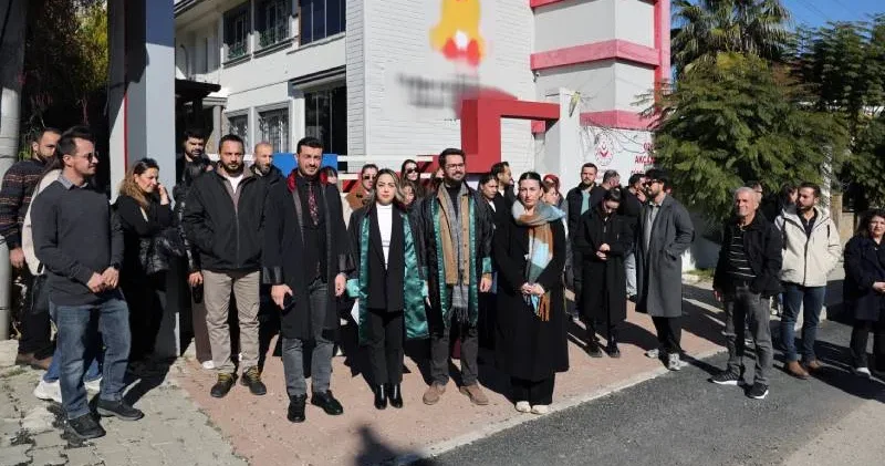 Karne için gittikleri gün, anaokulunun iflas ettiğini öğrendiler