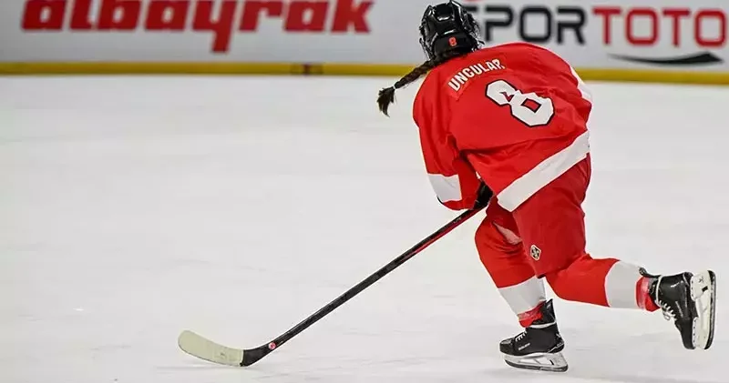 U18 Kadın Buz Hokeyi Milli Takımı, Hollanda’ya 3 0 mağlup oldu