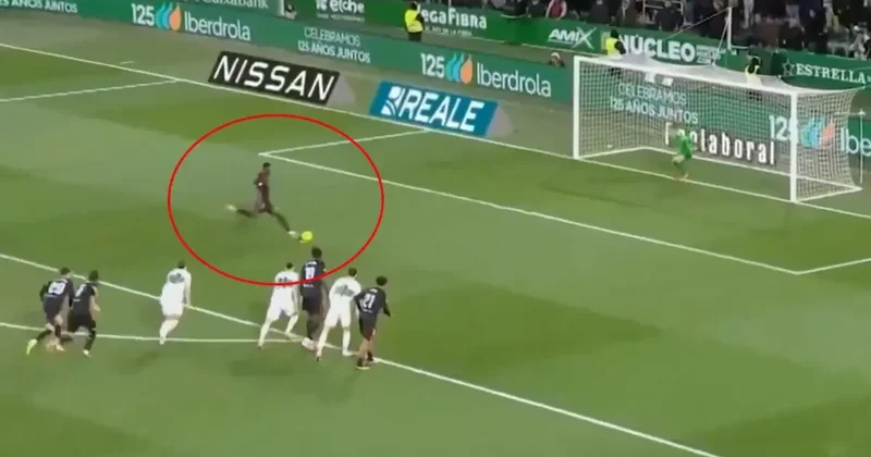 Afrika Kupası ndan gelip takımını kurtardı