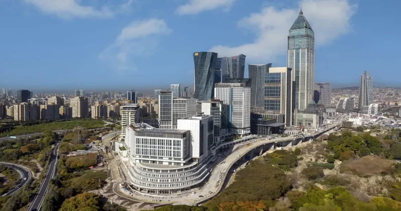 Finans Merkezi inşaatında işçiye şimdi de ‘çifte bordro’ dayatması