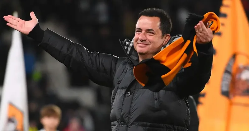 Acun Ilıcalı 122 yıllık Hull City tarihini değiştirdi