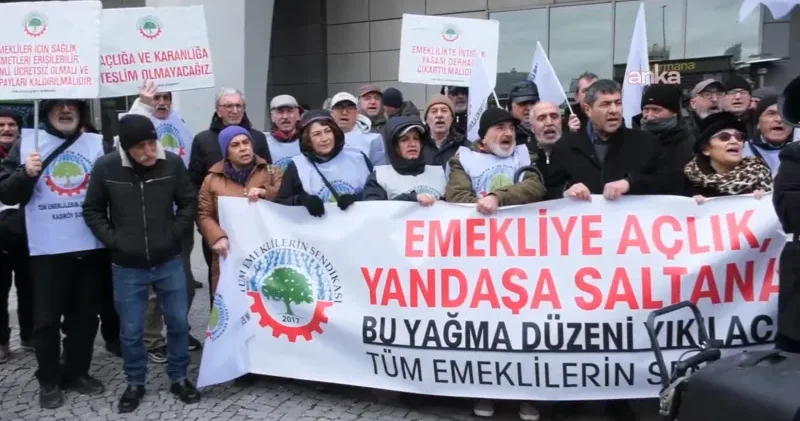 Emekliler iktidara seslendi: Çalışırken ölen, soğukta kaybedilen, tedavi edilemeyen, beslenemeyen, barınamayan her emeklinin yaşamından siz sorumlusunuz