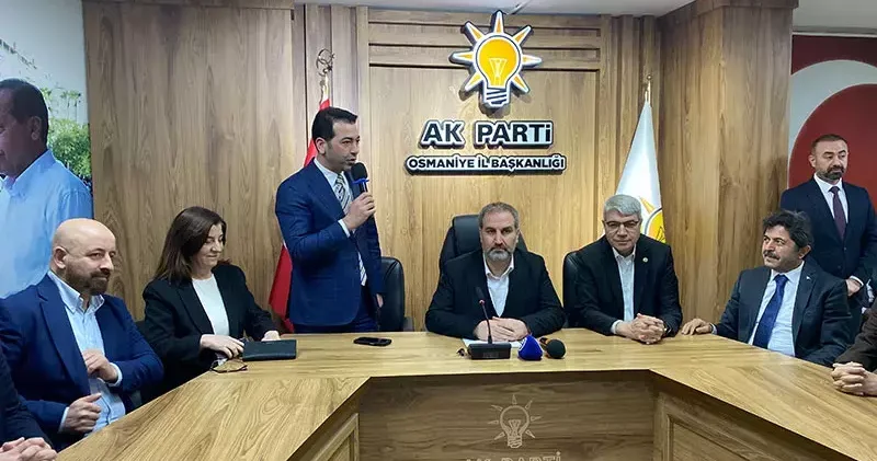 AK Parti li Şen: 455 bin konutu üç senede yaptık