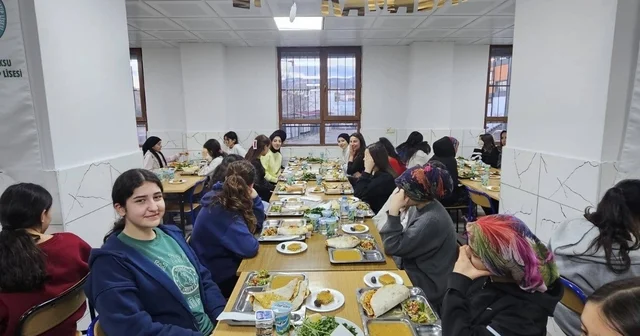 Kaymakam Algın, öğrencilerle iftar programında buluştu Adıyaman Haberleri