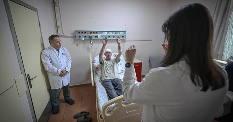 Parkinsonla 10 yıl mücadele etti! Beyin pili umut oldu Haberler Sağlık Haberleri