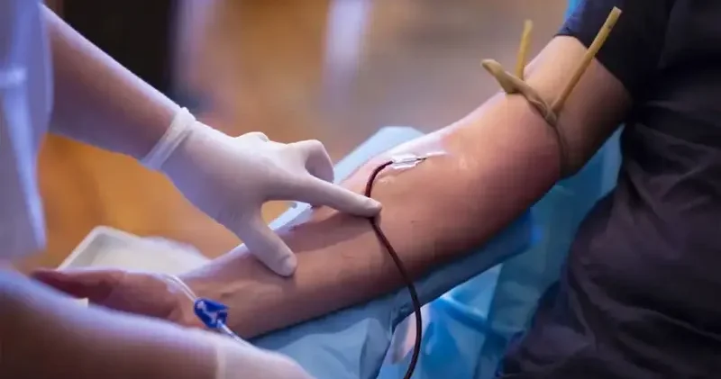 Kan vermek orucu bozar mı? Dini Bilgiler