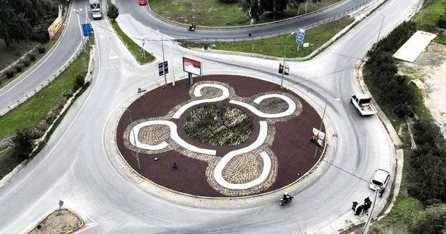 İzmir de kavşaklar sanat eserine dönüşüyor İzmir Haberleri