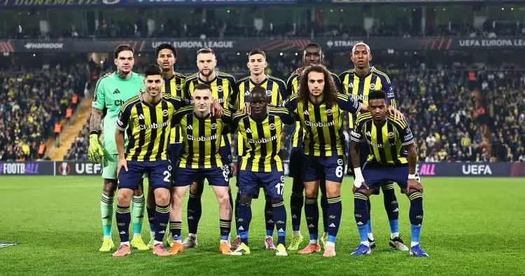 Ünlü yorumcu duyurdu! Nottingham Forest maçında 8 Fenerbahçeli oyuncu oruç tutmuş