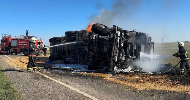 Devrilerek yanan tırın sürücüsü sinir krizi geçirdi Şanlıurfa Haberleri