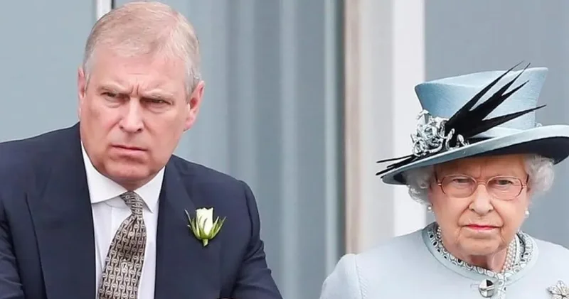 İngiltere nin pedofil prensi flaşlar patlayınca şaşkına döndü: Saklanamadı!