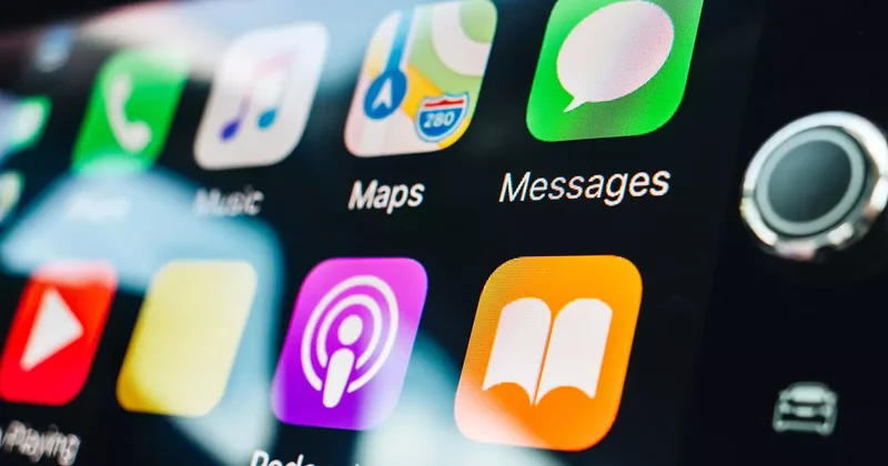 ChatGPT, Gemini, Claude... iOS 26.4 ile CarPlay e hepsi için destek geliyor!