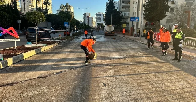 Mersin de selin zarar verdiği köprüde tahkimat çalışması tamamlandı Mersin Haberleri