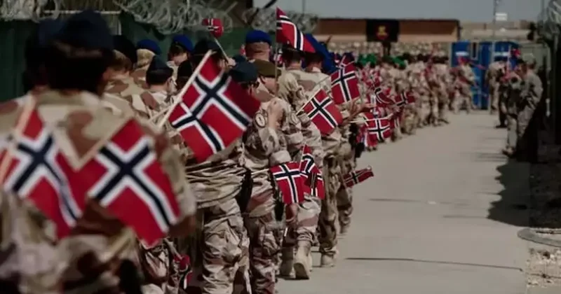 Norveç bölgedeki askerlerini çekti! Tehdit ve gerilim arttı