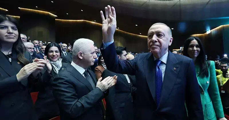 Cumhurbaşkanı Erdoğan: Sizlere bakınca yüksek bir sorumluluk bilinci görüyorum