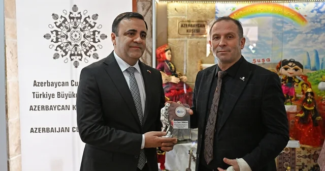 Antalya Oyuncak Müzesi ne Azerbaycan dan 26 parçalık bağış Antalya Haberleri