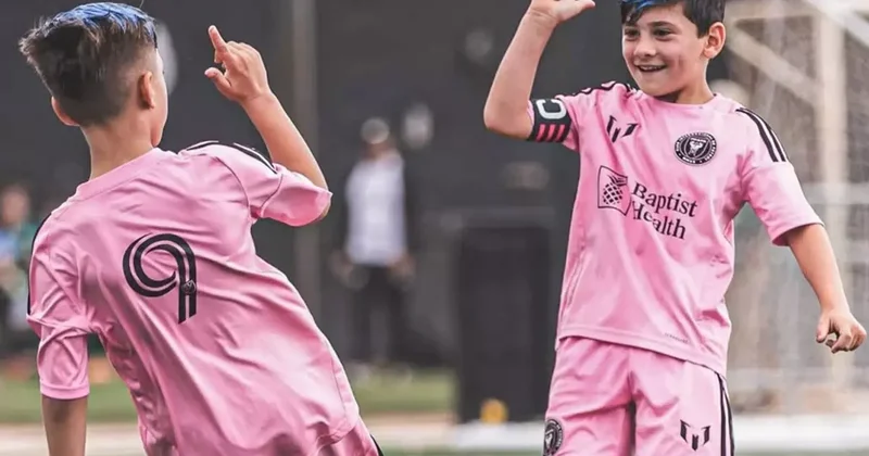 Messi ve Luis Suarez in çocuklarından duygulandıran kare