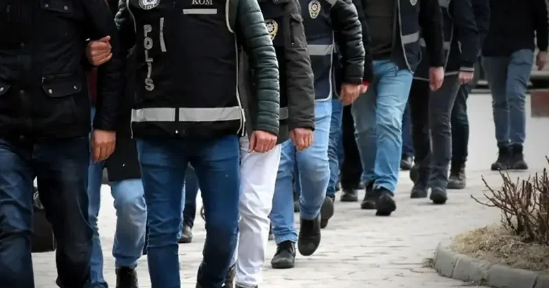 Süper Lig ekibi açıkladı: 5 yönetici gözaltına alındı Futbol Haberleri