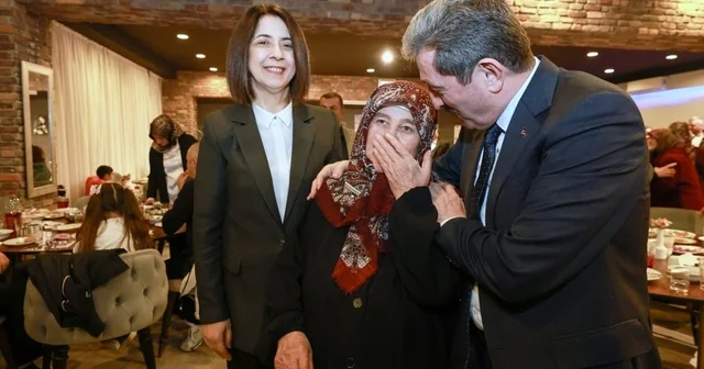 Vali Tavlı: Ne yaparsak yapalım aziz şehitlerimize şükran borcumuzu layıkıyla ödeyemeyiz Samsun Haberleri