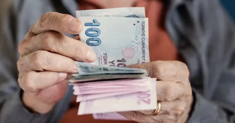 Bayram ikramiyesi 17 bin lira olsun talebi Meclis te