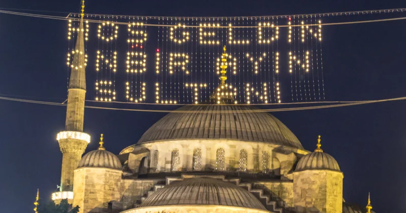 İstanbul Diyanet İmsakiye 2026 20 Şubat bugün İstanbul da iftar vakti ne zaman ve ezan saat kaçta okunuyor? İftar saati ve teravih saatleri