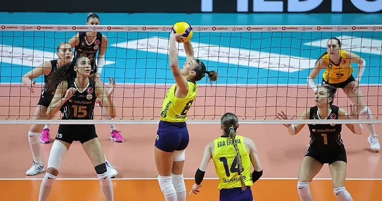 Sultanlar Ligi nde dev maç! VakıfBank Fenerbahçe Medicana ile karşılaşacak