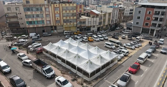 Şehitkamil de binlerce kişi ilk iftarını aynı sofrada açtı Yılmaz: Ramazan ın bereketi ve maneviyatını birlikte yaşayacağız Gaziantep Haberleri