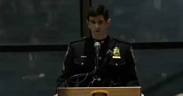 11 Eylül sonrası bir ilk: New York Polis Departmanında Kur an ı Kerim okunarak dualar edildi VİDEO İZLE