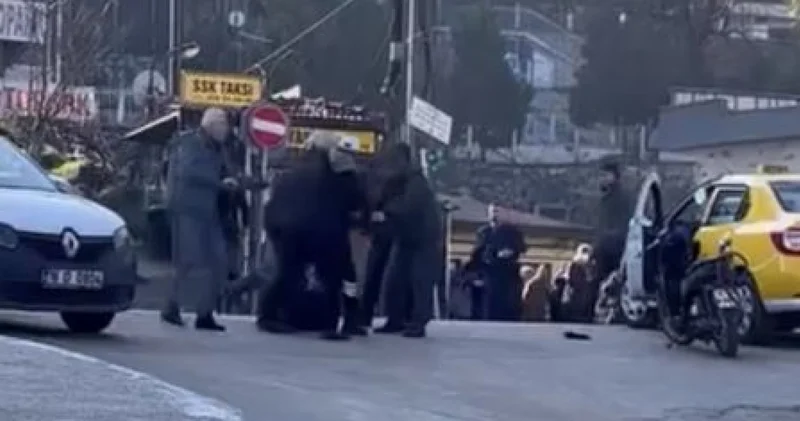 Trafikte tekme tokat kavga! Son dakika haberleri