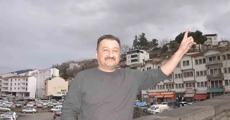 Şahin’in havadaki güvercin avı