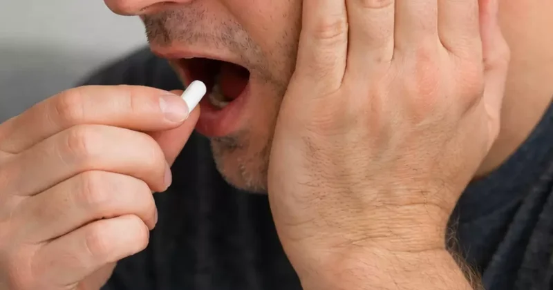 Diş ağrısı için yuttuğu ağrı kesici sonu oldu