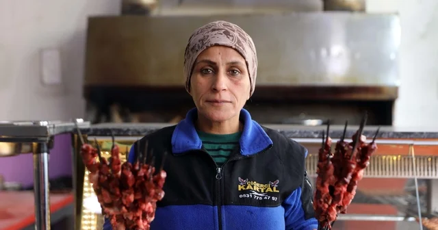 Ev kadınıydı bölgenin kebapçı ablası oldu Gaziantep Haberleri