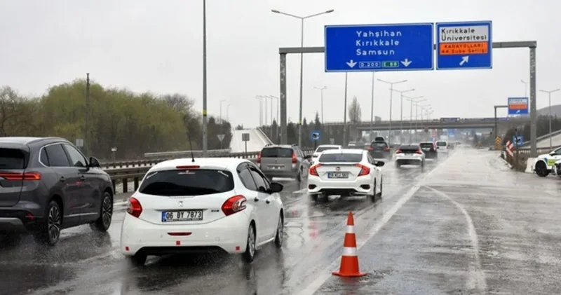 43 ile gidecekler bu yoldan geçiyor: Ankara kilit kavşakta hareket başladı