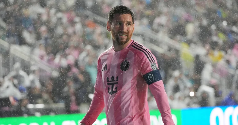 Lionel Messi, kariyerinde 900 gole ulaşarak bir rekora daha imza attı Futbol Haberleri