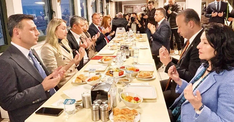 Son iftar Saraçhane’de