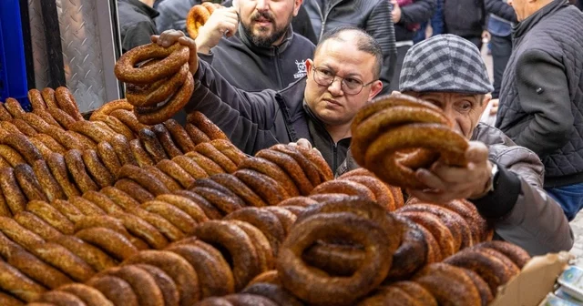 Başkan Tugay bayram namazında Bucalılarla buluştu İzmir Haberleri