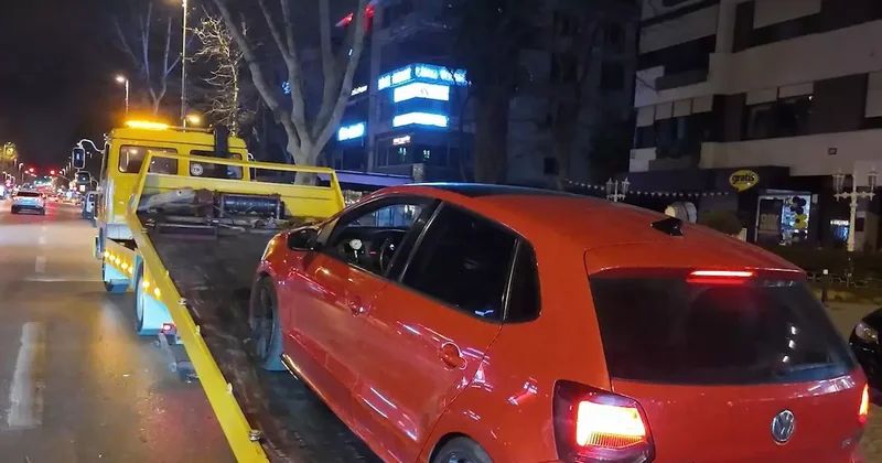 Yer: Caddebostan! Egsoz sisteminden ceza yedi: Samsun dan tur atmak için geldim