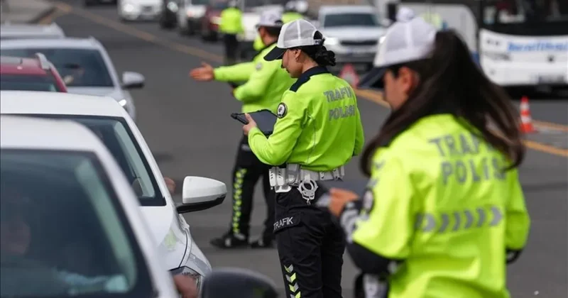 Bayramda trafiğe yoğun denetim