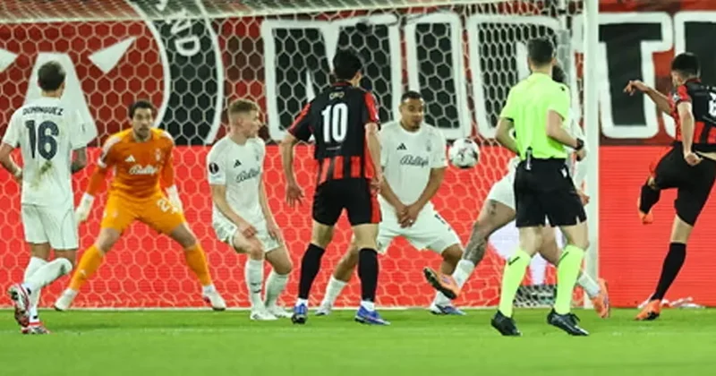 Tarihin en kötü penaltılarını atıp çeyrek finali kaçırdılar Sözcü Gazetesi