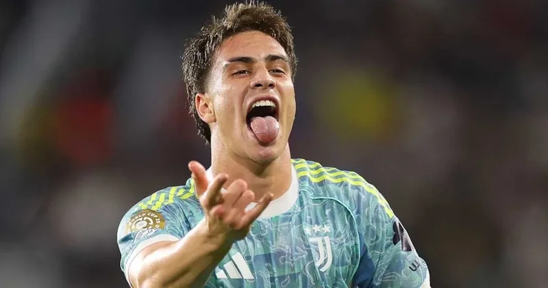 Kenan Yıldız ın hangi takımı tuttuğu belli oldu: Paylaşıma kayıtsız kalmadı