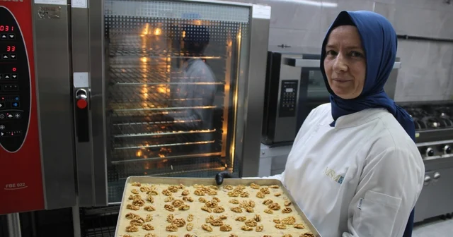 Bayramın vazgeçilmez tatlısı: Kayseri Nevzinesi Kayseri Haberleri