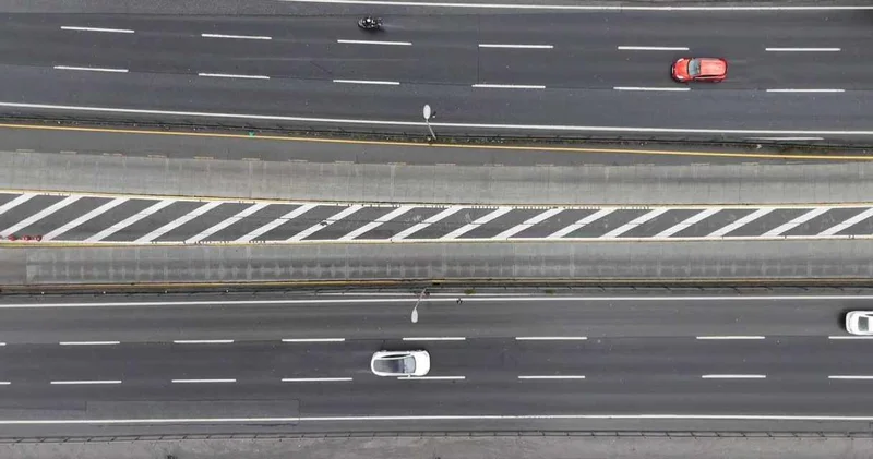 Bayramın ilk günü İstanbul trafiği nefes aldı!