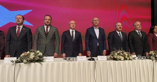 AK Parti Bursa da bayramlaşma programı: Birlik, hizmet ve teşkilat vurgusu Bursa Haberleri