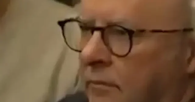 İsrail i destekleyen Avustralya Başbakanı ziyaret ettiği camide protesto edildi VİDEO İZLE