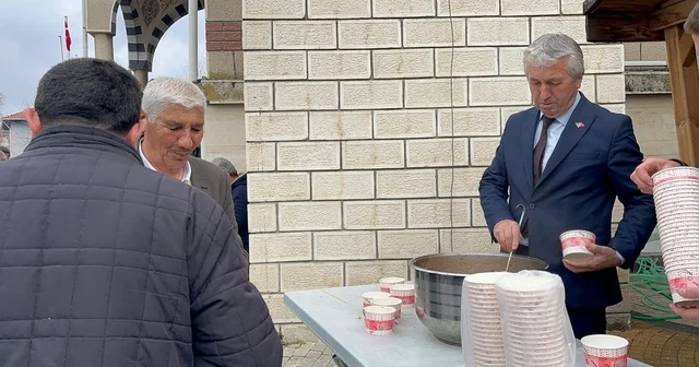 Vatandaşlara Ramazan Bayramı nda ekşili pilav ikramı Kastamonu Haberleri