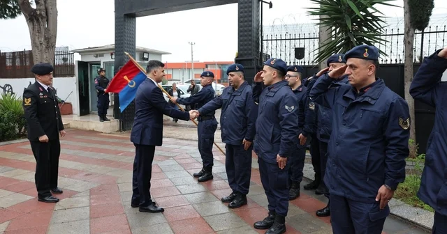 Şener, bayramda görev başındakileri ve şehit ailelerini unutmadı Mersin Haberleri
