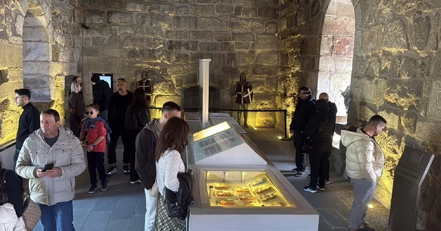 Bodrum da bayramın ilk günü tarihi yerlere ziyaretçi akını Muğla Haberleri