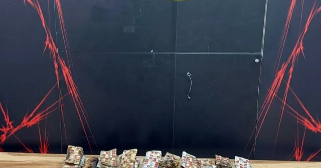 İzmir deki ev yangınında uyuşturucu madde ele geçirildi; 10 gözaltı İzmir Haberleri