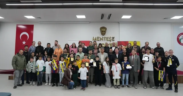 Menteşe de 23 Nisan satranç turnuvası ile kutlandı Muğla Haberleri